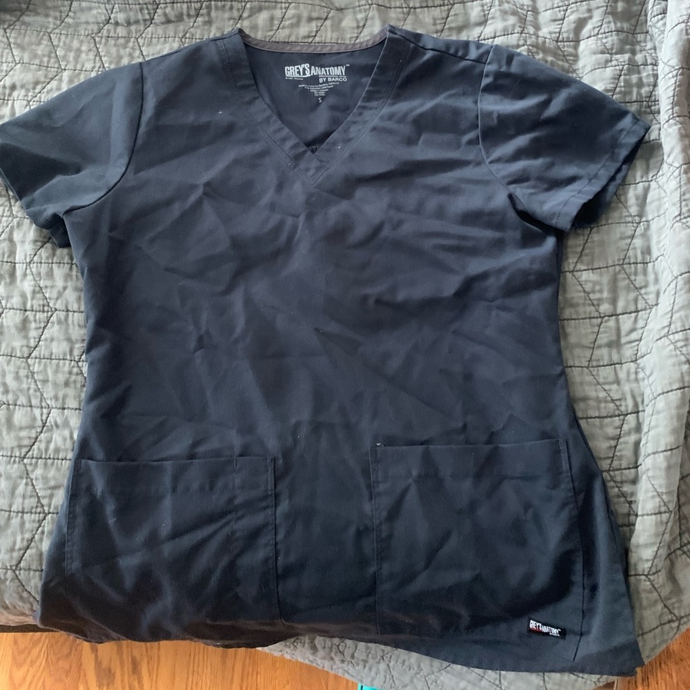 Grey’s sz S scrub top